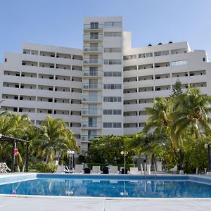 Hotel Calypso Cancun